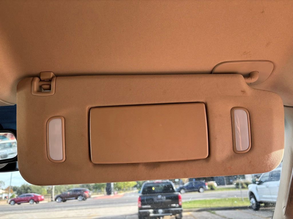 Used 2012 Cadillac Escalade ESV Luxury image 22