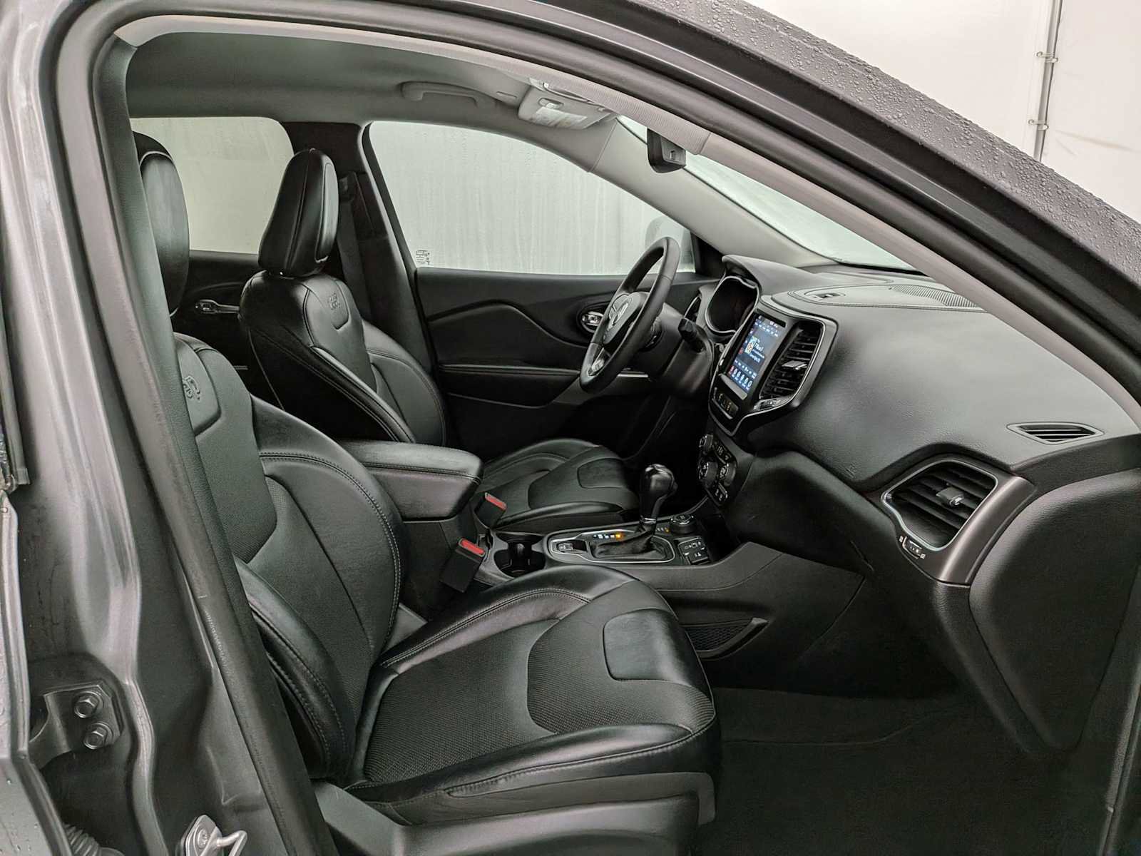 Used 2022 Jeep Cherokee Latitude Lux image 22