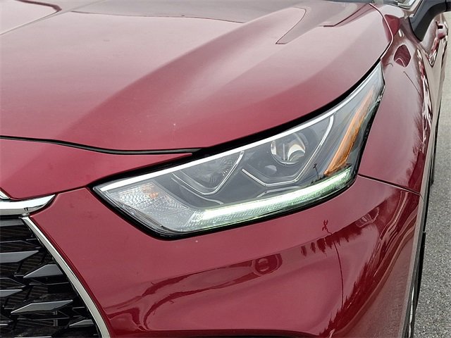 Used 2024 Toyota Highlander Platinum image 9