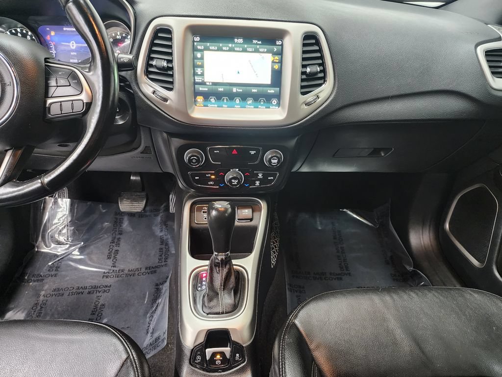 Used 2021 Jeep Compass Latitude FWD image 17