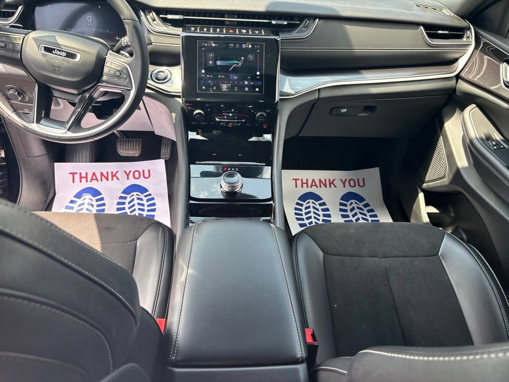 Certified 2023 Jeep Grand Cherokee Altitude AWD/4WD image 33