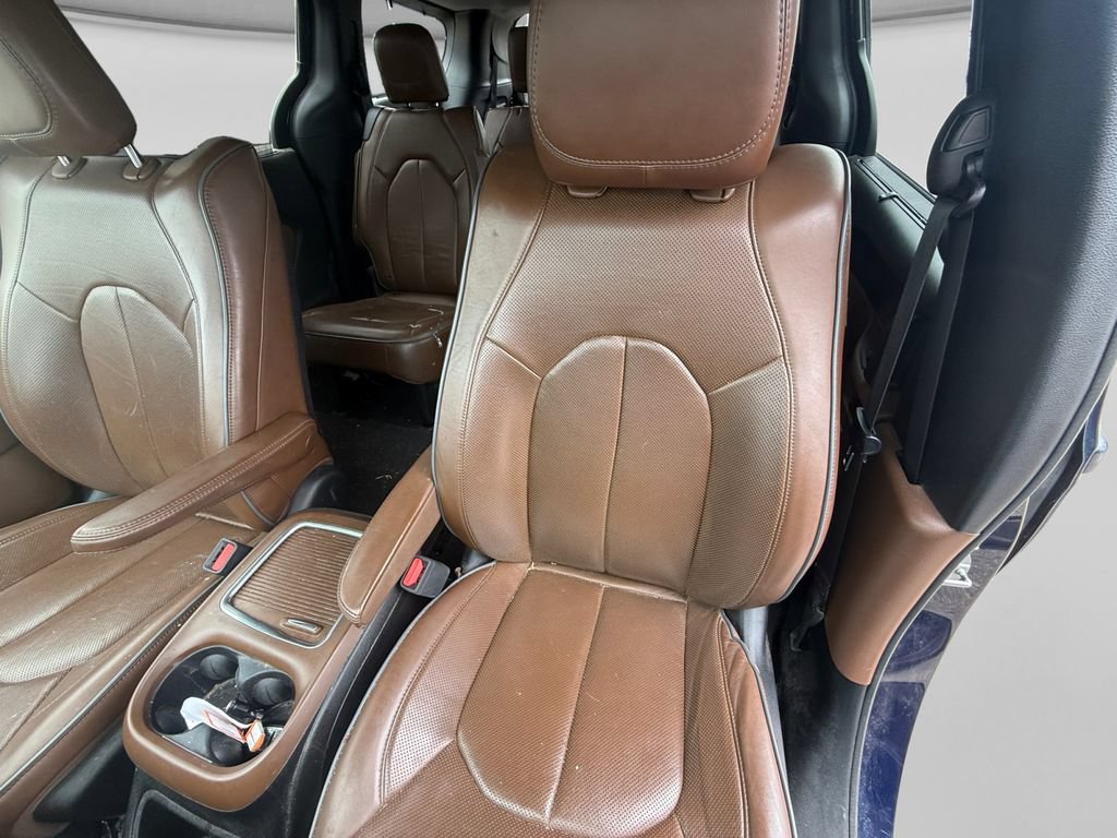 Used 2018 Chrysler Pacifica Limited FWD image 20