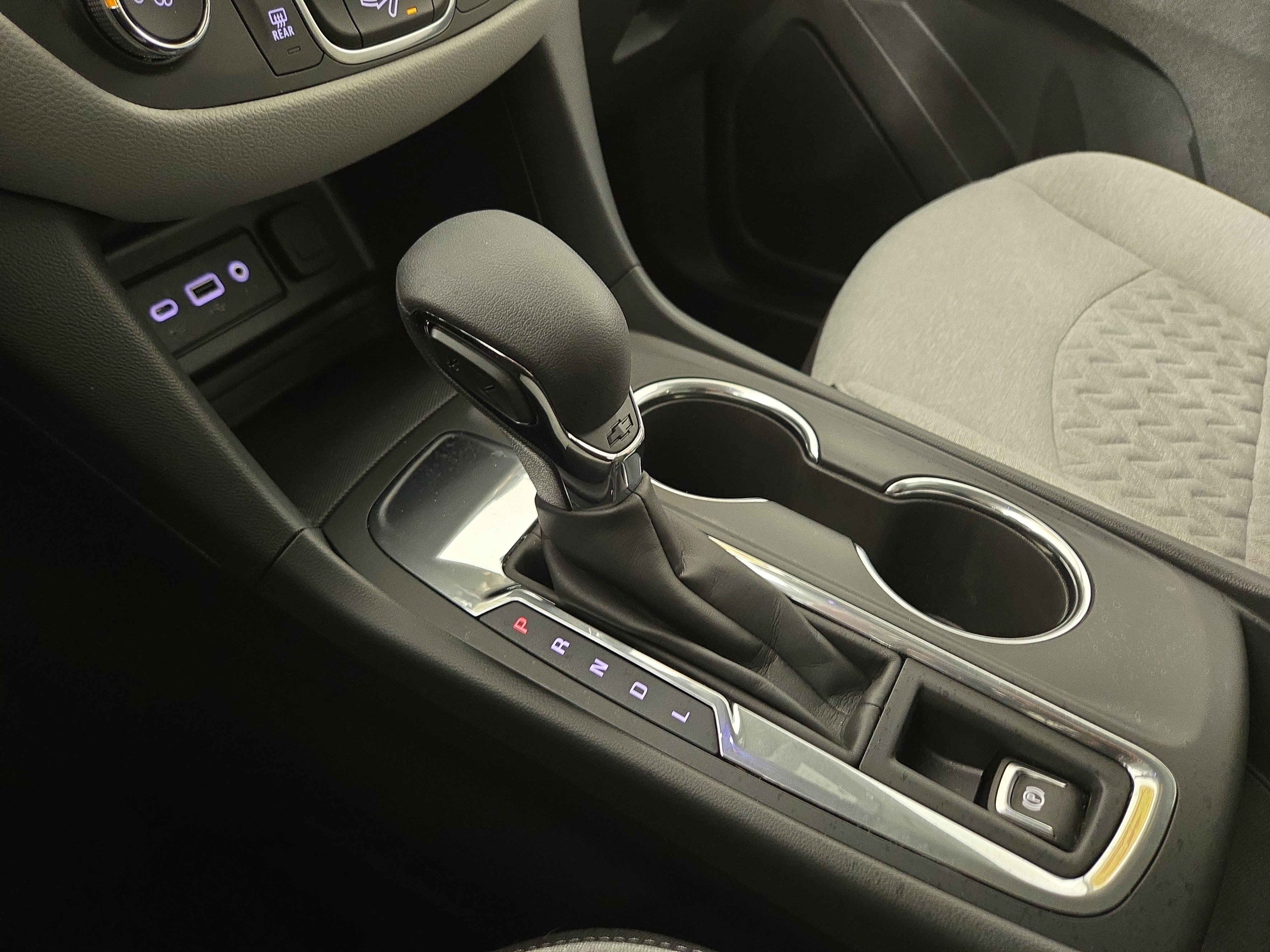 Used 2023 Chevrolet Equinox LS w/ Driver Confidence II Package image 23