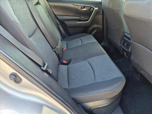 Certified 2021 Toyota RAV4 XLE w/ Convenience Package AWD/4WD image 19