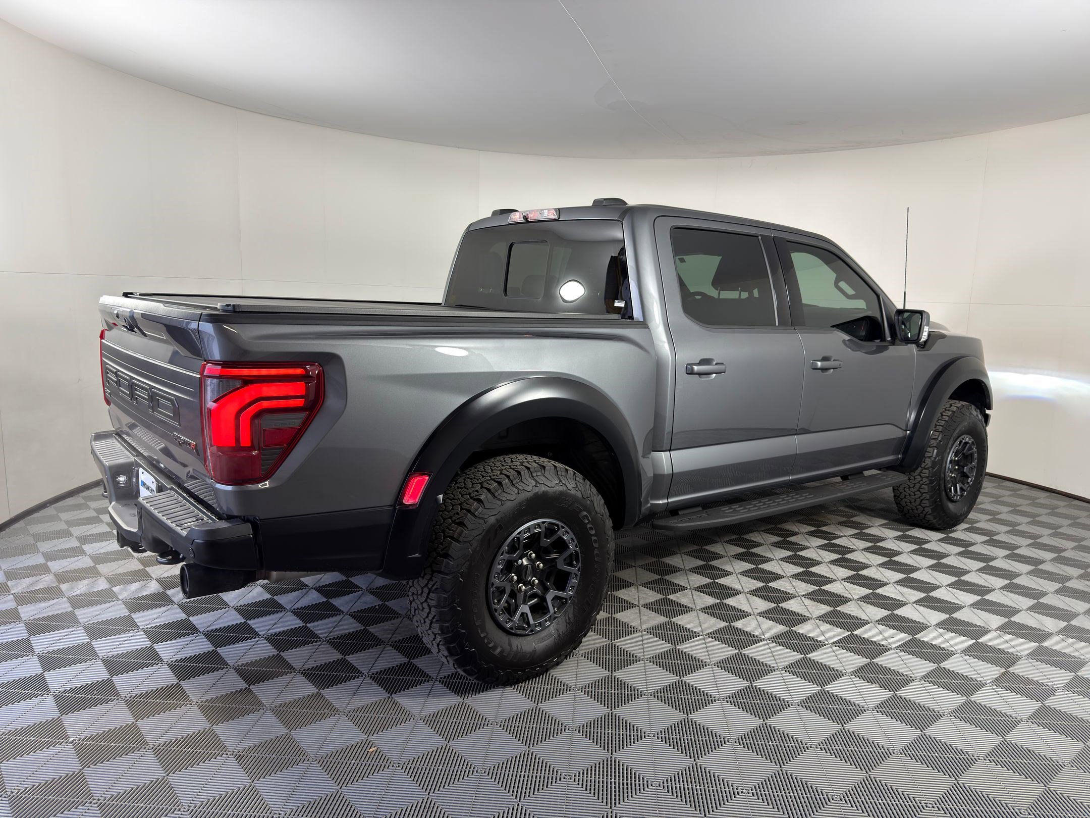 Used 2025 Ford F150 Raptor w/ Equipment Group 803A Raptor R image 7