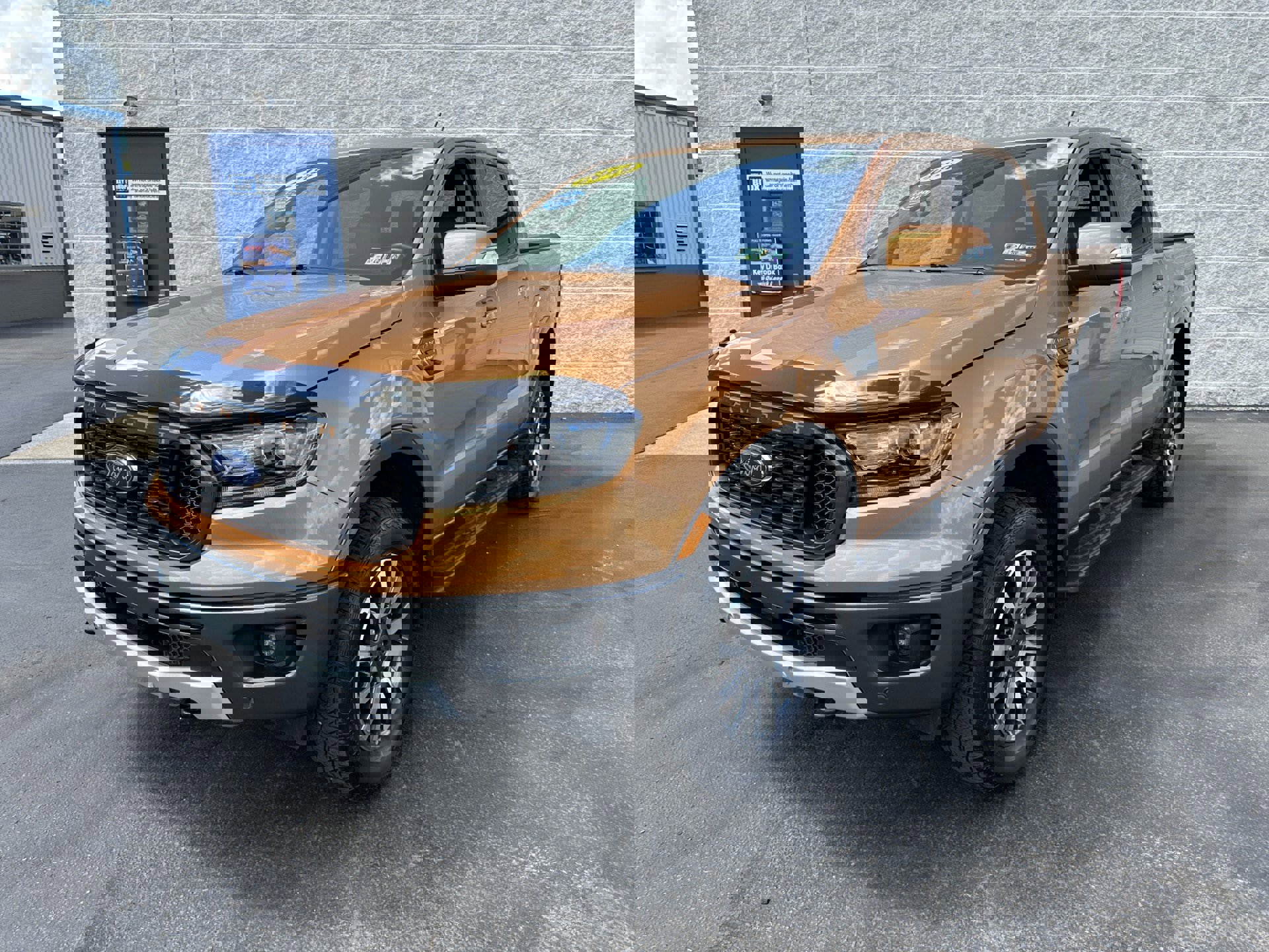 Used 2019 Ford Ranger Lariat w/ Equipment Group 501A Mid image 1