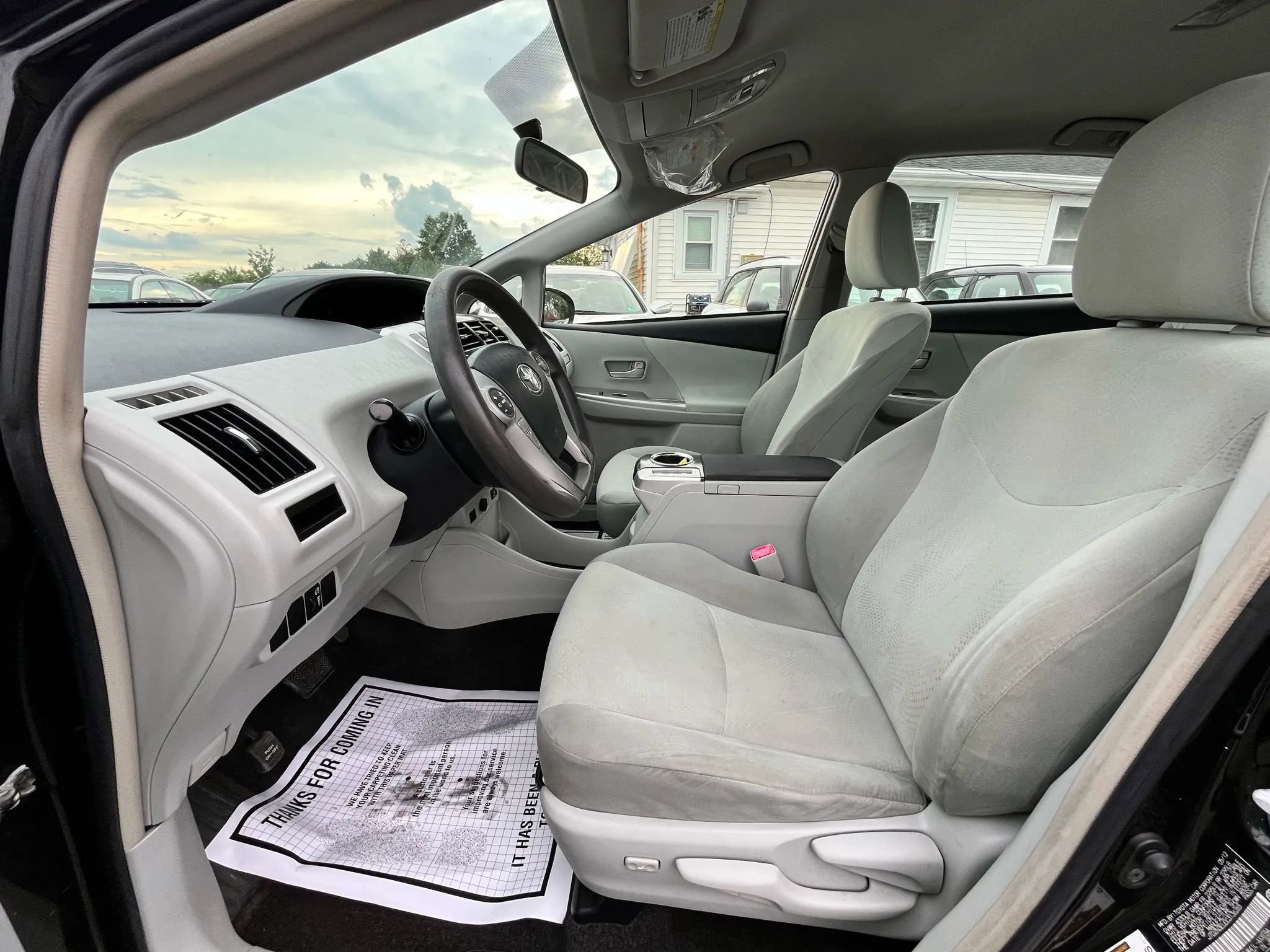 Used 2012 Toyota Prius V Three image 9