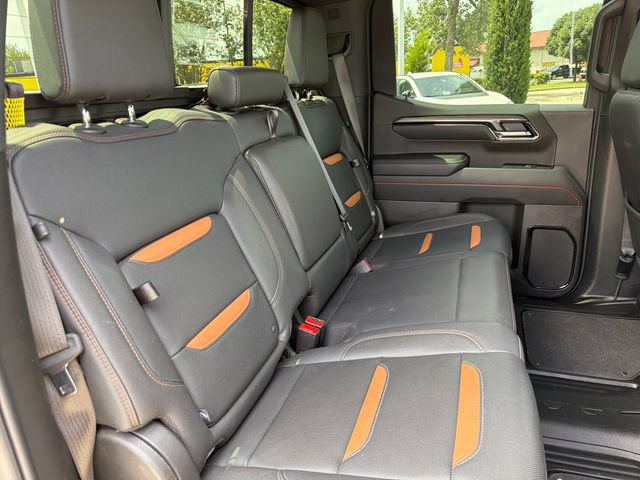 Used 2025 GMC Sierra 1500 AT4 w/ AT4 Premium Package AWD/4WD image 28