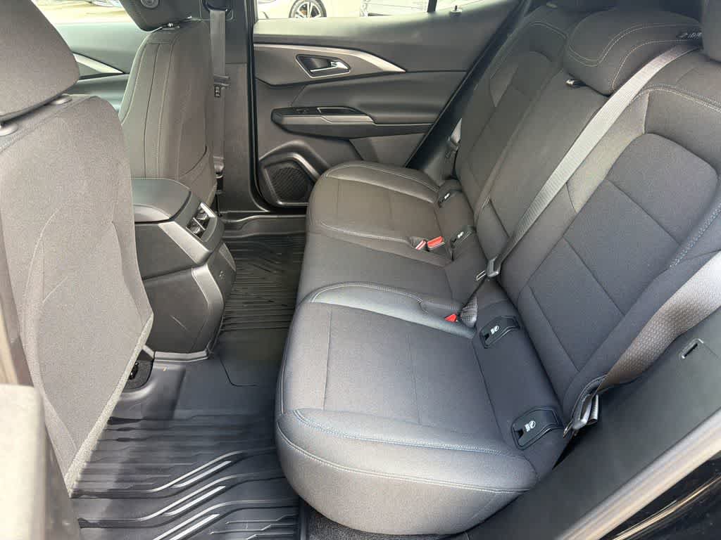 Used 2026 Chevrolet Equinox EV LT FWD image 17