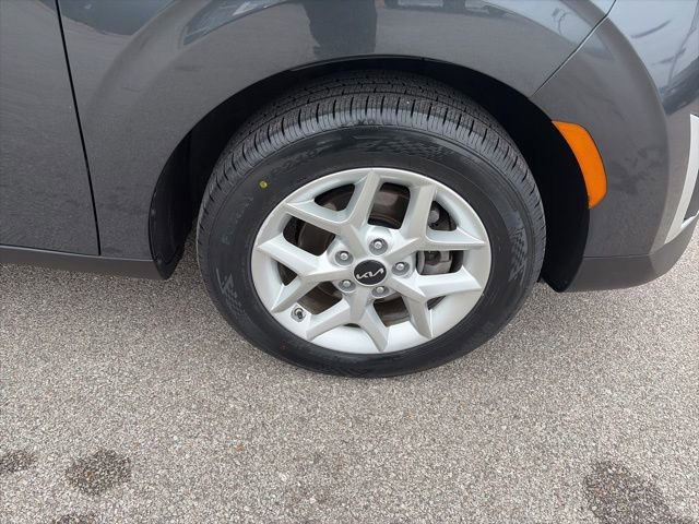 Used 2024 Kia Soul LX w/ Option Group 015 image 32