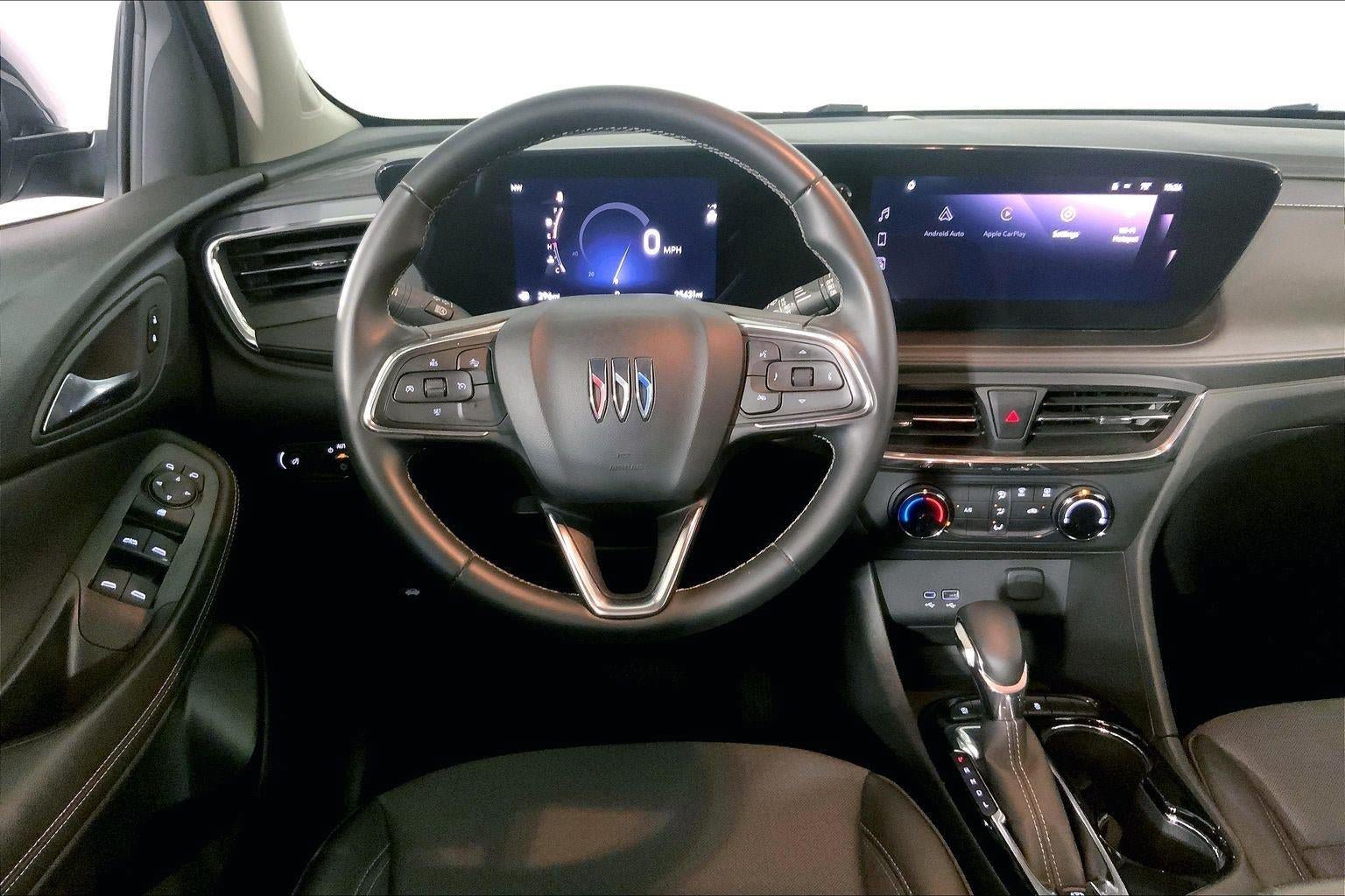 Used 2025 Buick Encore GX Preferred AWD/4WD image 5