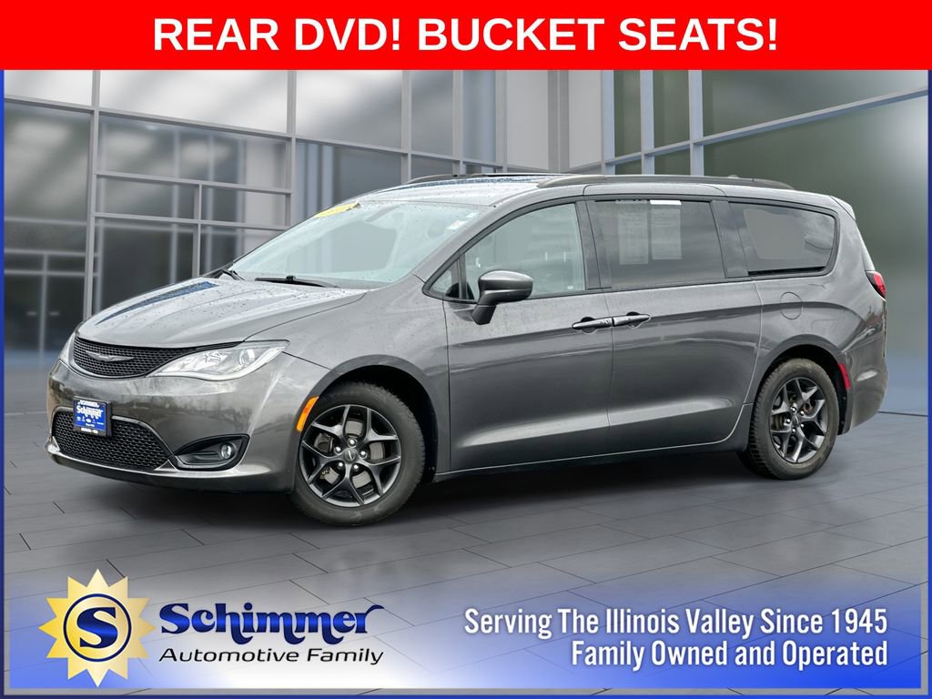Used 2018 Chrysler Pacifica Touring-L Plus w/ S Appearance Package image 1