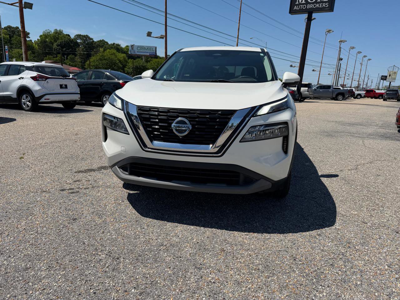 Used 2021 Nissan Rogue SV FWD image 10
