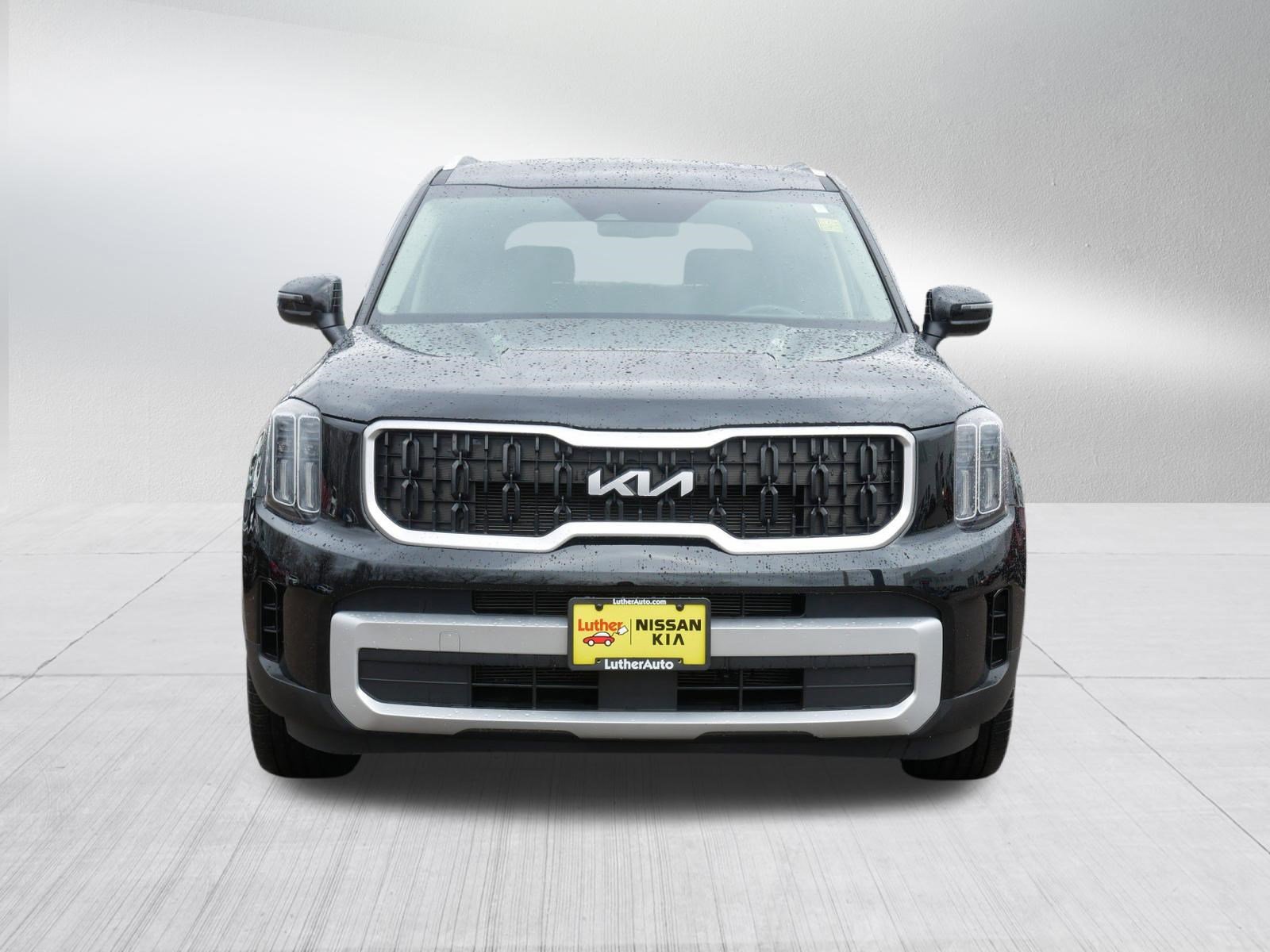 Certified 2024 Kia Telluride EX w/ EX Captain's Chair Package image 2