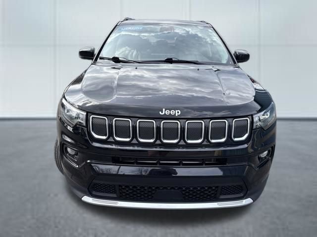 Used 2022 Jeep Compass Limited image 11