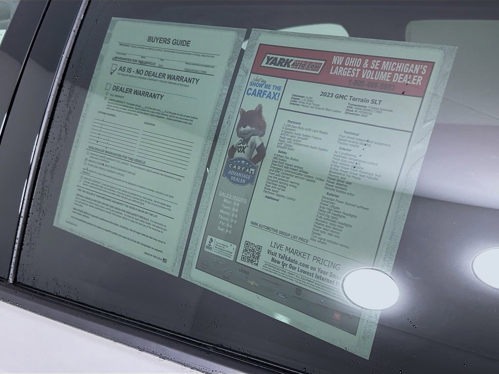 Used 2023 GMC Terrain SLT image 13