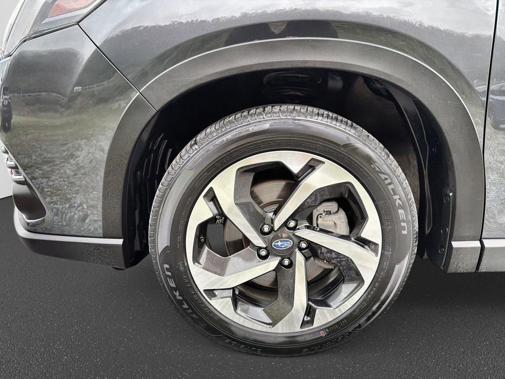Certified 2024 Subaru Forester Touring w/ Convenience Package AWD/4WD image 14