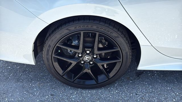 Used 2025 Honda Civic Sport image 12