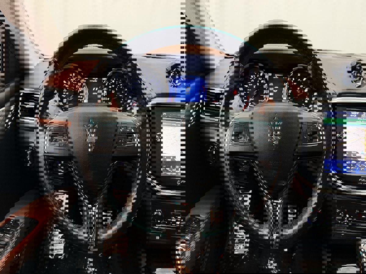 Used 2016 Maserati Ghibli S image 11