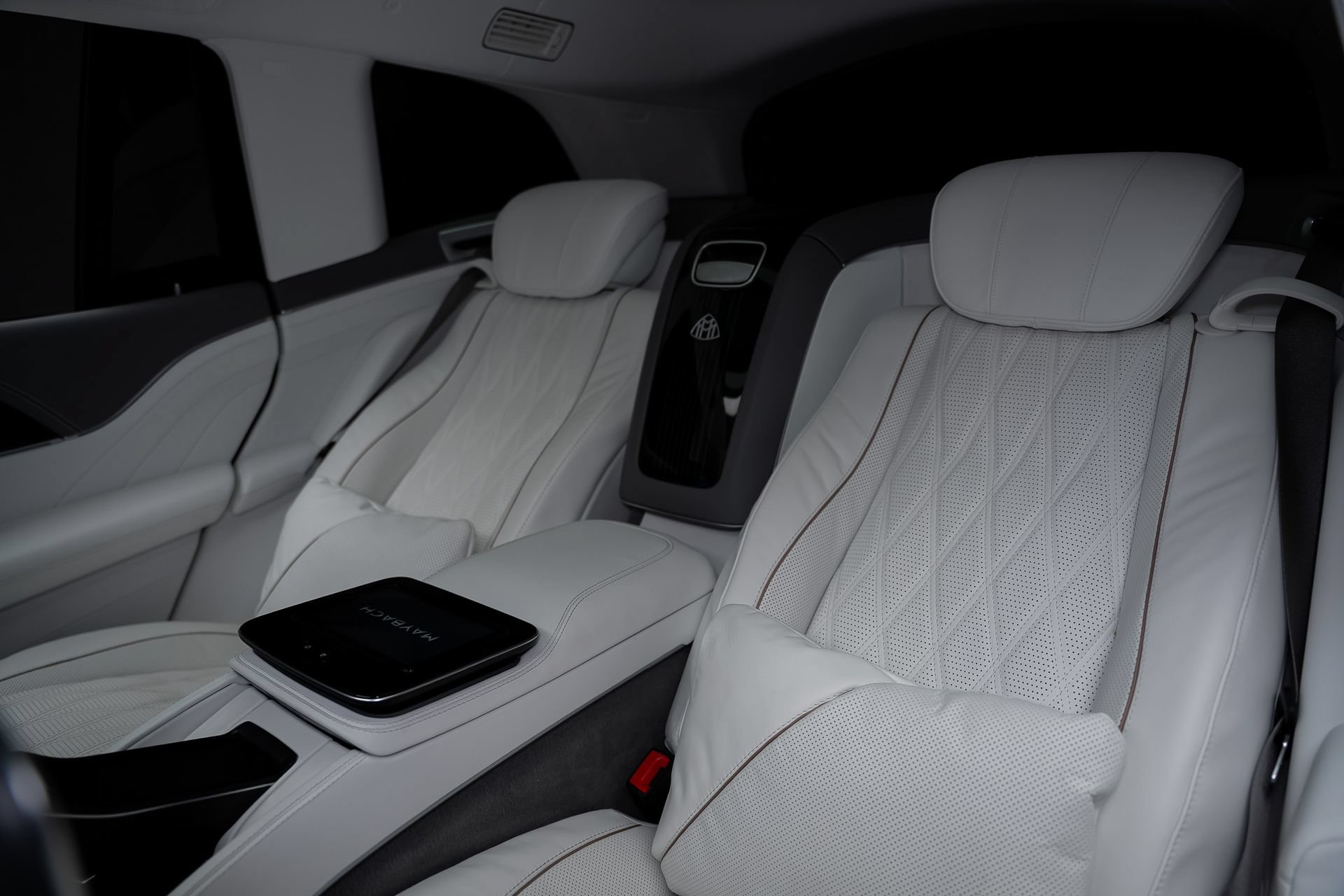 Used 2025 Mercedes-Benz Maybach GLS 600 4MATIC image 72