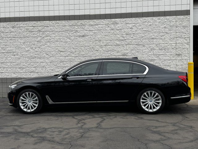 Used 2019 BMW 740i w/ Cold Weather Package RWD image 13