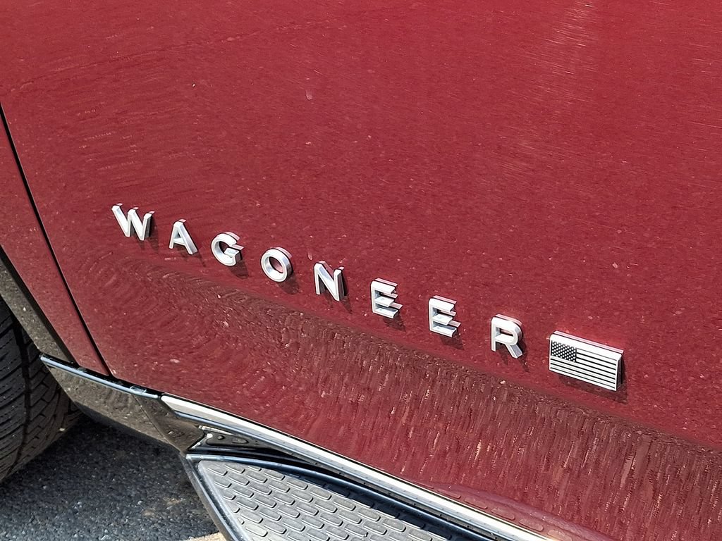 Used 2024 Jeep Wagoneer L Series II w/ Flexible Seating Group AWD/4WD image 31