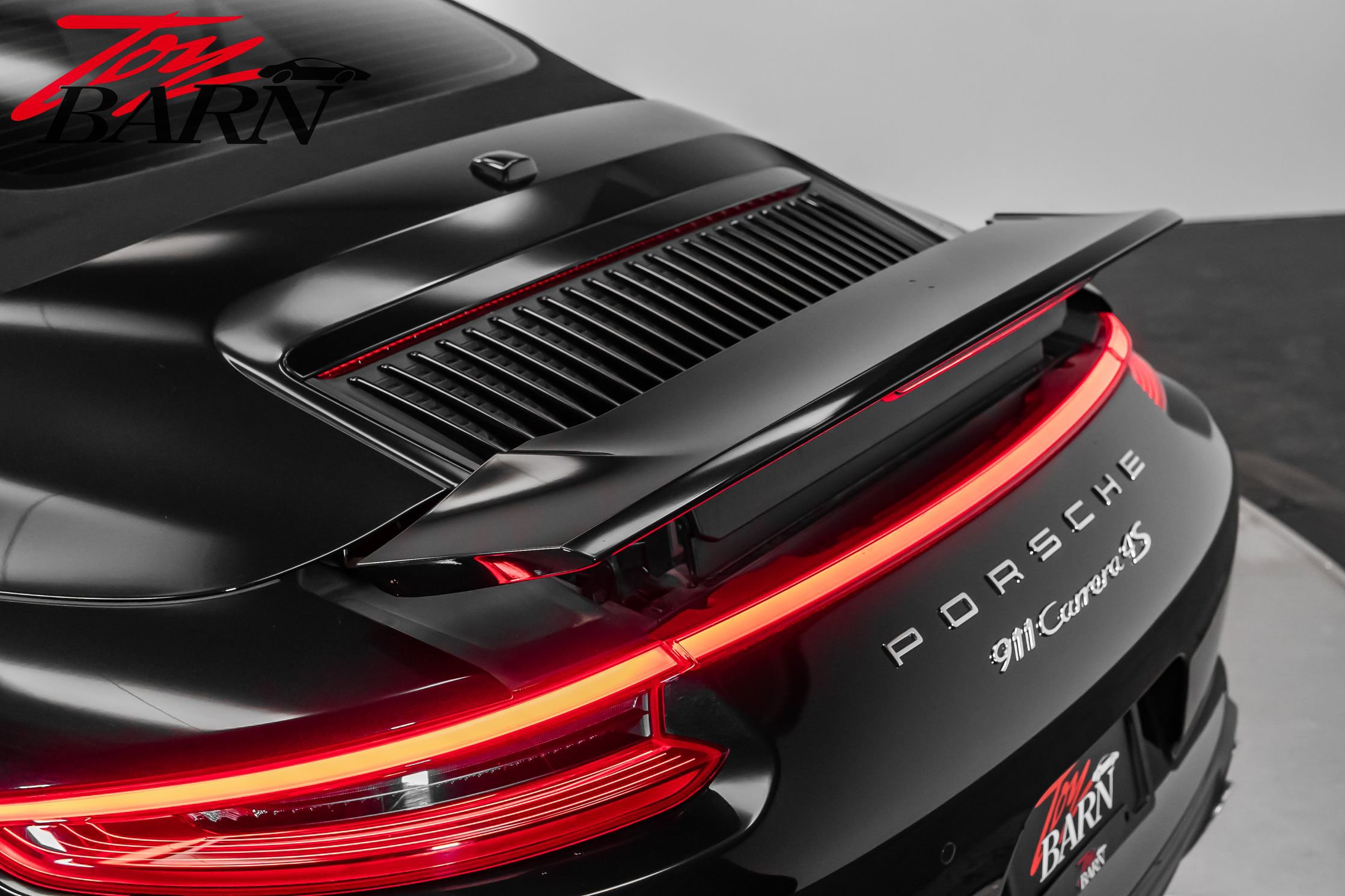 Used 2017 Porsche 911 Carrera 4S image 22