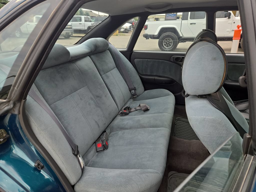 Used 1995 Subaru Legacy L AWD/4WD image 16