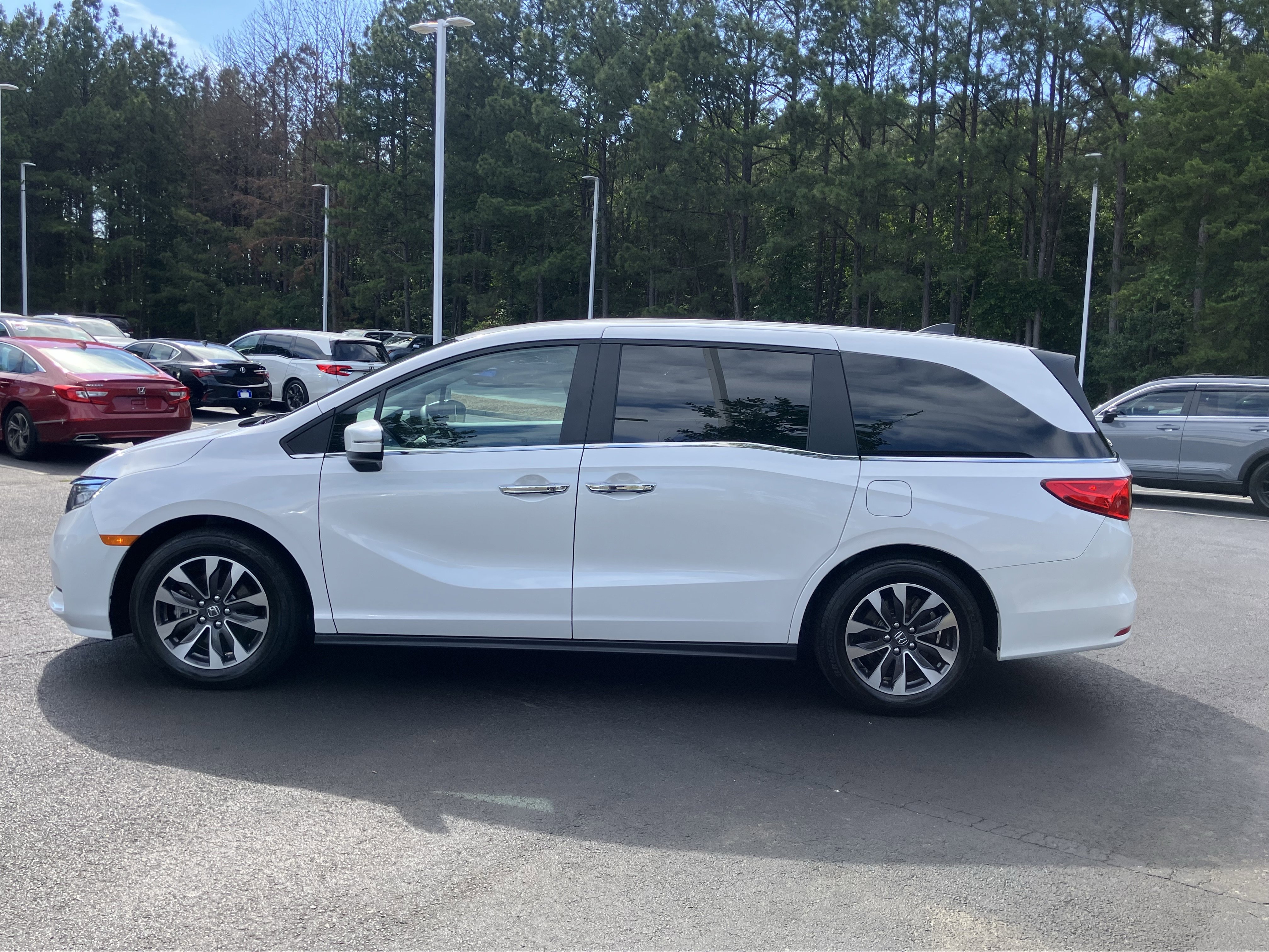 Used 2024 Honda Odyssey EX-L image 31