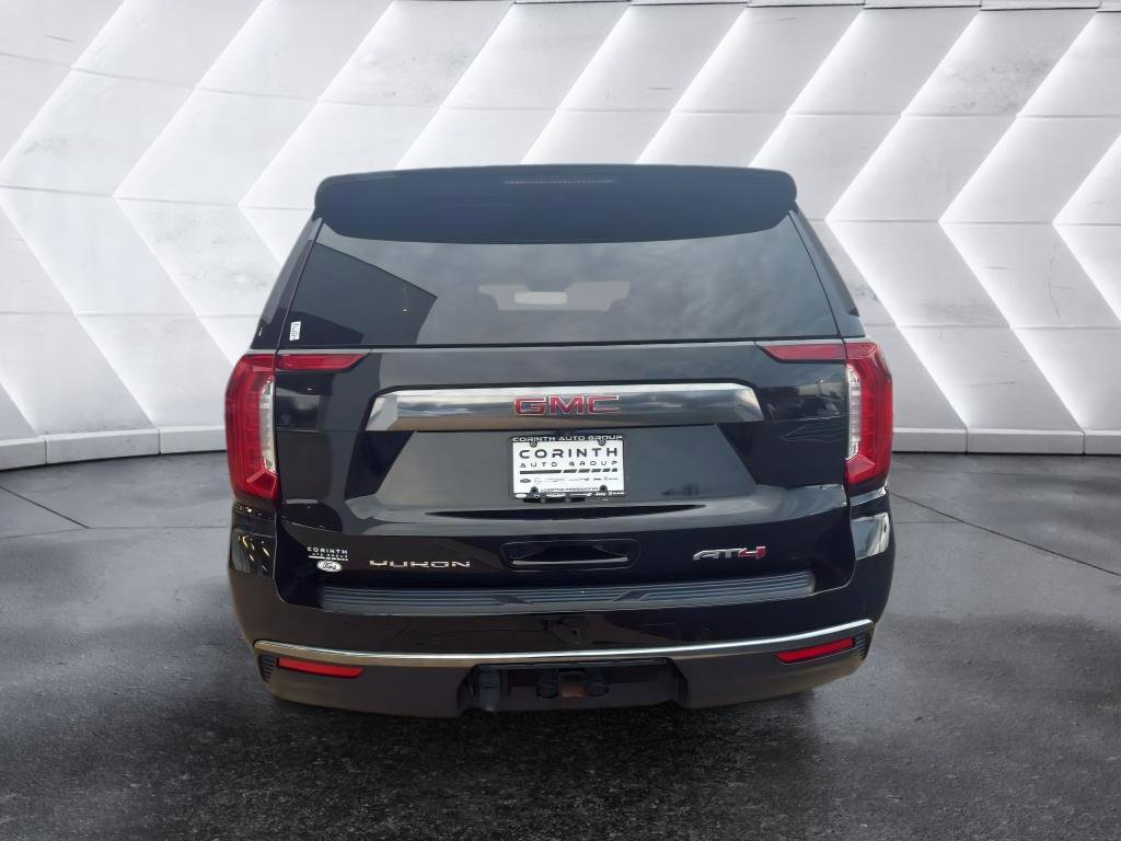 Used 2024 GMC Yukon AT4 w/ Technology Package AWD/4WD image 4