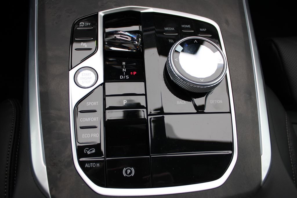 New 2026 BMW X5 xDrive40i w/ Executive Package image 32