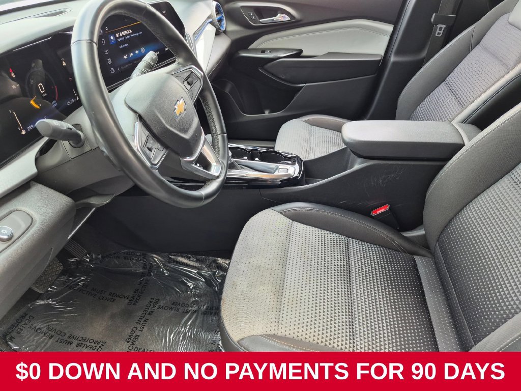 Used 2025 Chevrolet Trax LT w/ LT Convenience Package FWD image 23