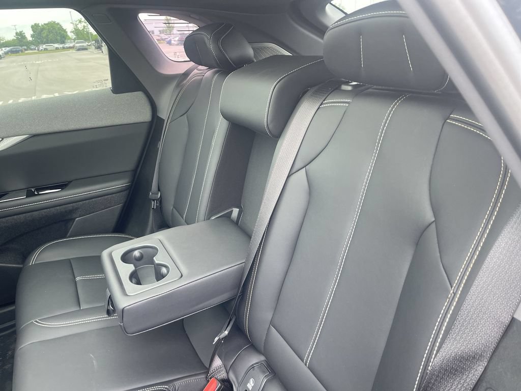 Certified 2025 Cadillac Optiq Sport 1 AWD/4WD image 38