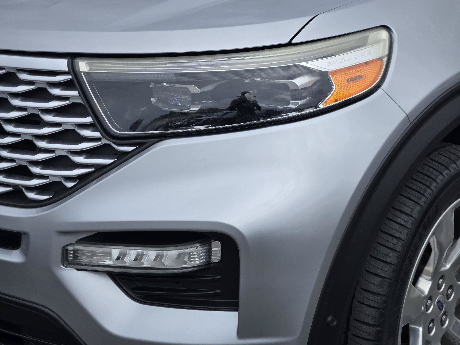 Used 2020 Ford Explorer Platinum AWD/4WD image 10