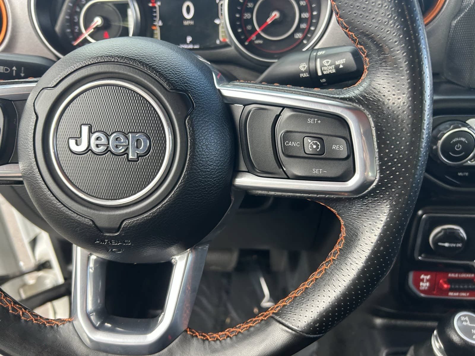 Used 2021 Jeep Gladiator Mojave AWD/4WD image 29