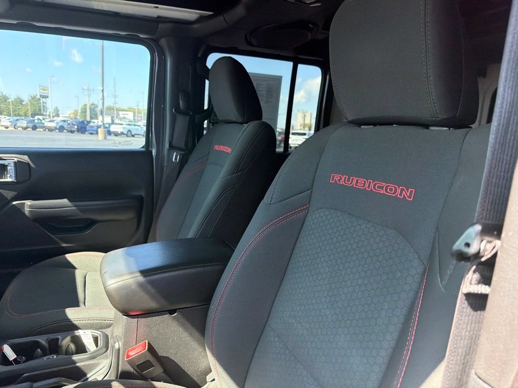 Used 2019 Jeep Wrangler Unlimited Rubicon AWD/4WD image 13