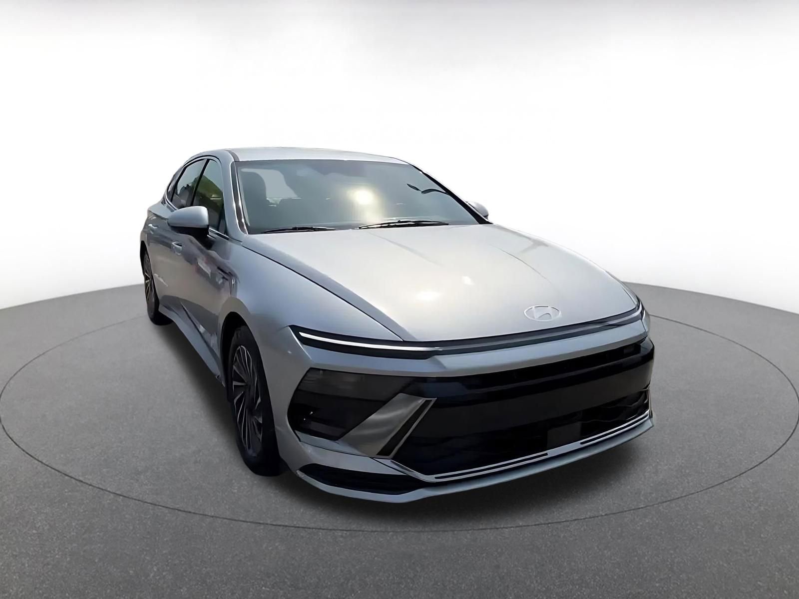 Used 2025 Hyundai Sonata SEL image 3