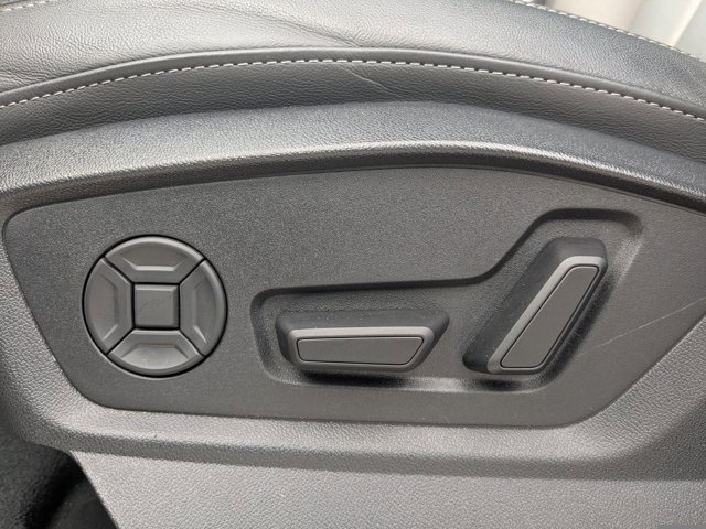 Used 2025 Audi Q7 3.0T Premium Plus image 21