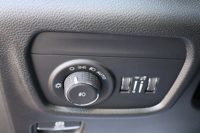 New 2025 Jeep Grand Cherokee Limited image 9