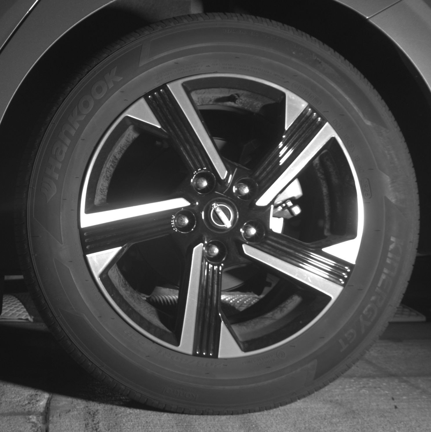 Used 2025 Nissan Sentra SV FWD image 14