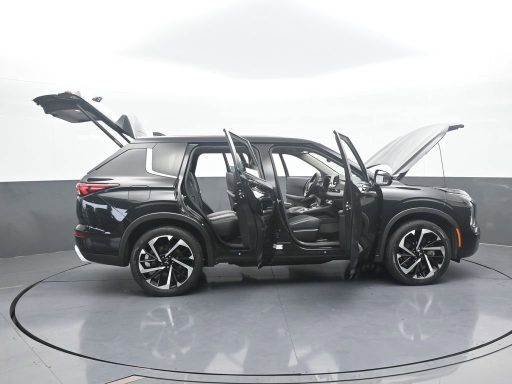 Used 2022 Mitsubishi Outlander SE image 79