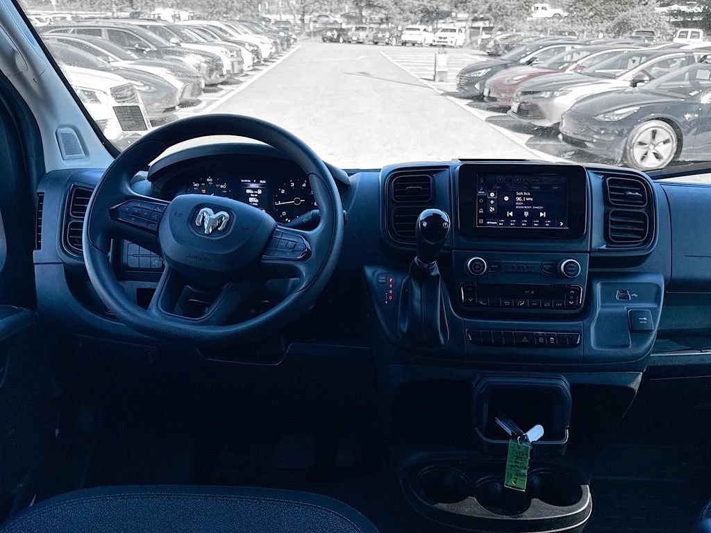 Used 2023 RAM ProMaster 3500 FWD image 11