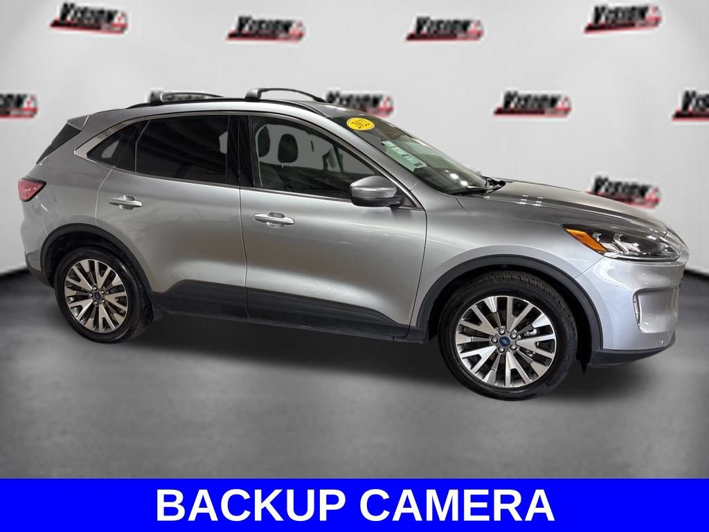 Used 2022 Ford Escape Titanium AWD/4WD image 4
