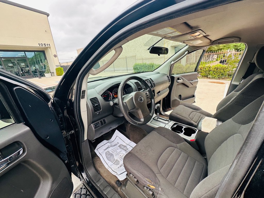 Used 2012 Nissan Pathfinder S RWD image 13