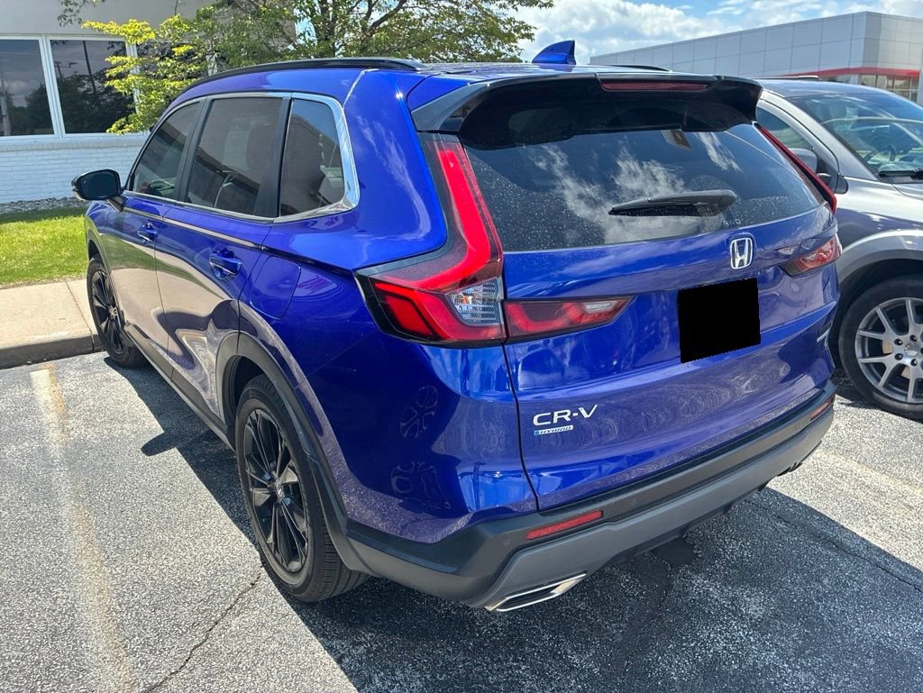 Used 2024 Honda CR-V Sport Touring image 3