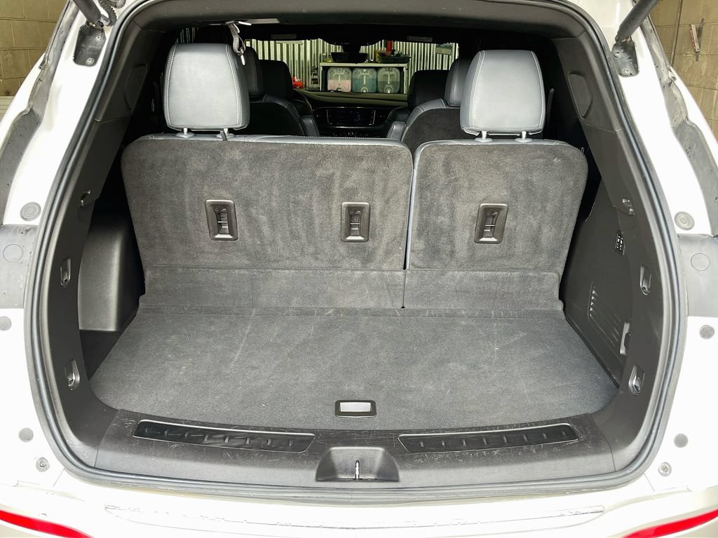 Used 2022 Buick Enclave Premium w/ Surround and Sites Package AWD/4WD image 27