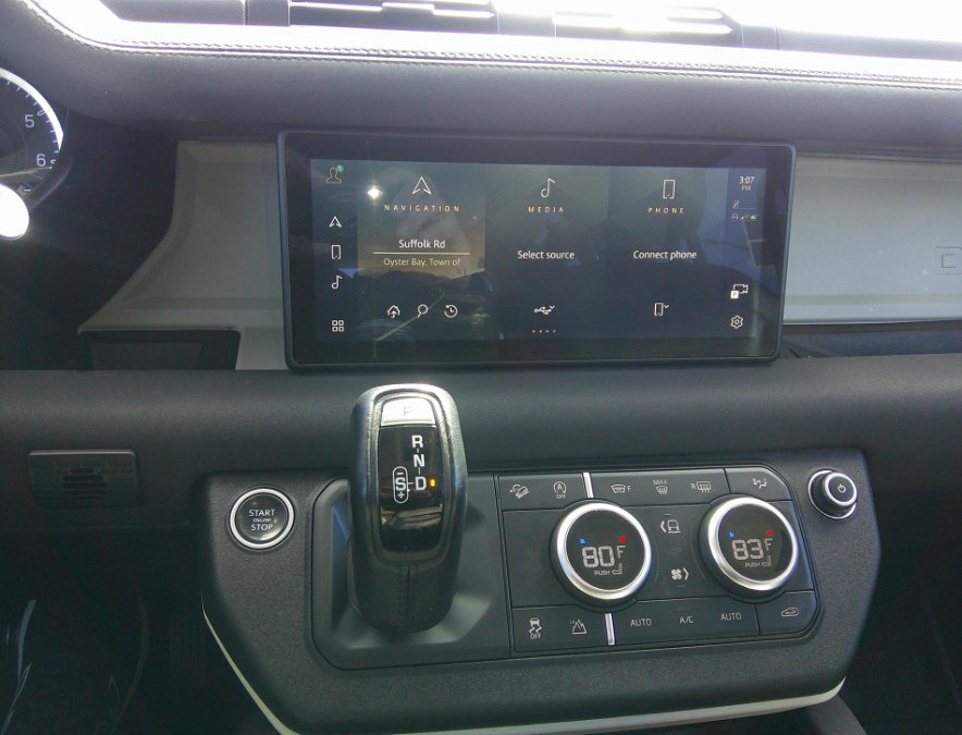 Used 2023 Land Rover Defender 110 S image 68