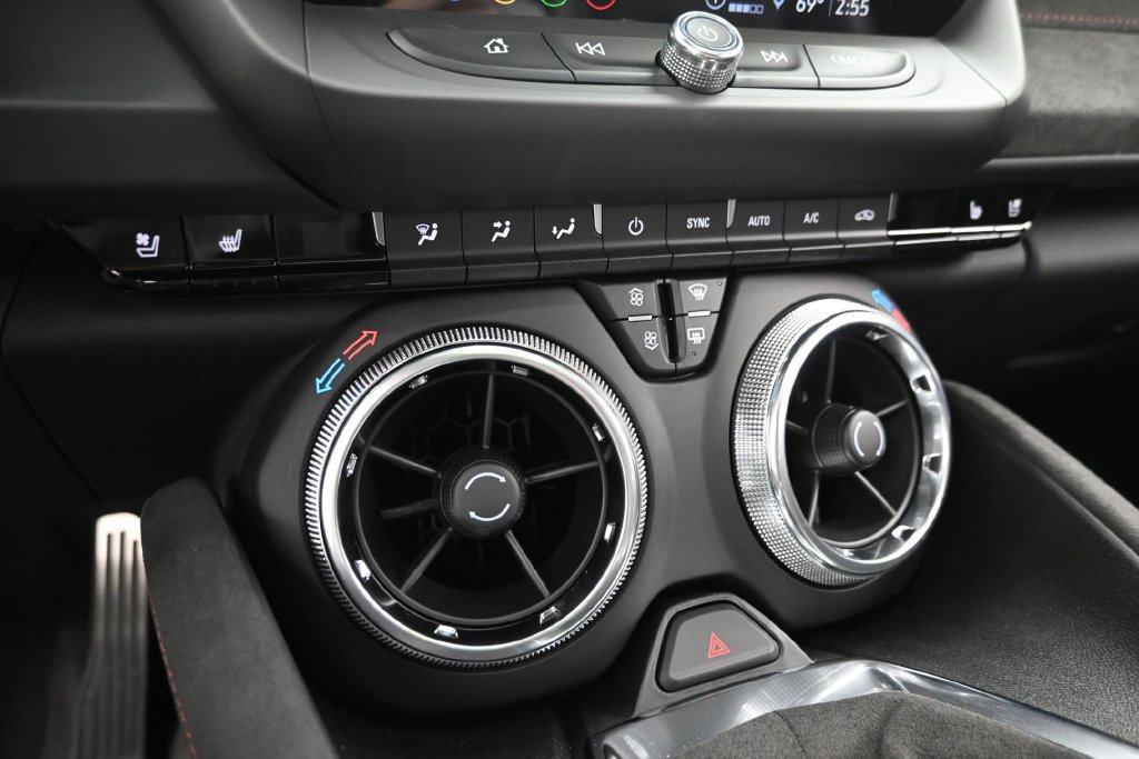Used 2023 Chevrolet Camaro ZL1 RWD image 17