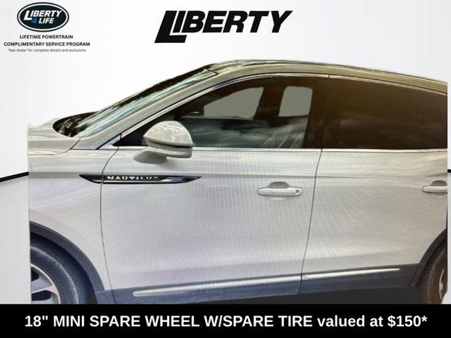 Used 2022 Lincoln Nautilus Reserve AWD/4WD image 4
