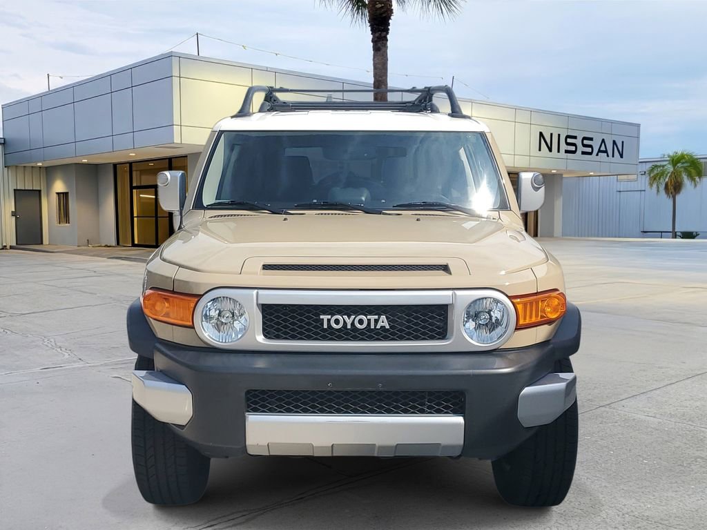 Used 2014 Toyota FJ Cruiser 4WD w/ Upgrade Package image 10